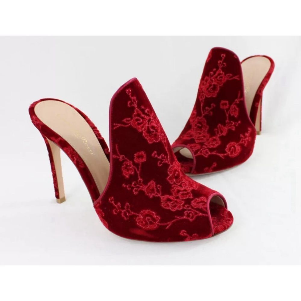 Gianvito Rossi Shanghai red velvet embroidered floral peep toe heel